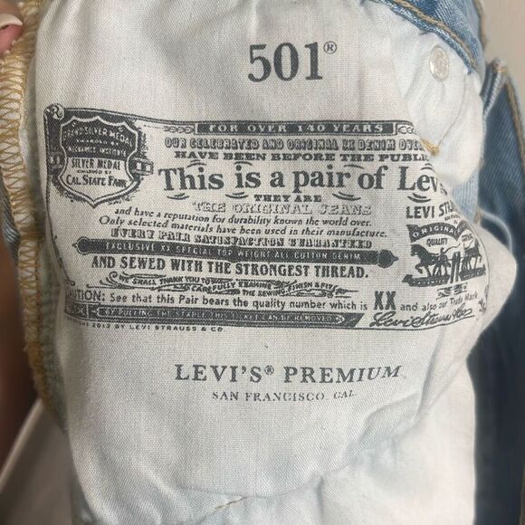✨Levi's® Premium 501® ORIGINAL FIT HIGH RISE WOMEN'S SZ 29 SHORTS✨ - Picture 14 of 15